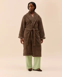 Robes><noscript><img width=