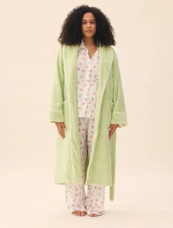 Robes><noscript><img width=