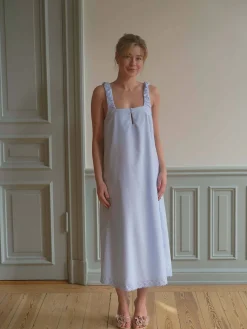Dresses & Skirts><noscript><img width=