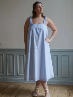 Dresses & Skirts><noscript><img width=
