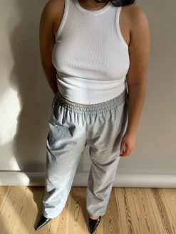 Pants><noscript><img width=