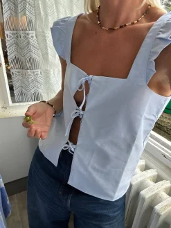 T-Shirts & Tops>Djerf Avenue Breezy Tie Top Blue