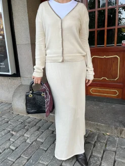 Dresses & Skirts|Knitwear>Djerf Avenue Contrast Midi Skirt Ivory