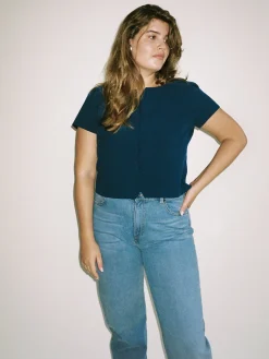 T-Shirts & Tops|Sets><noscript><img width=