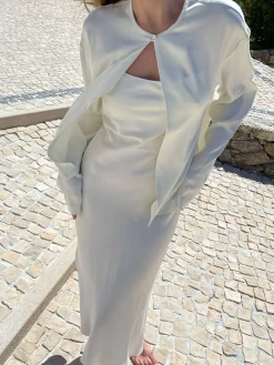 Shirts & Blouses><noscript><img width=