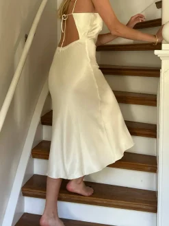 Dresses & Skirts>Djerf Avenue Dream Dress Midi Cloud