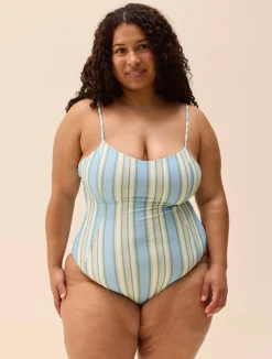 Swimwear><noscript><img width=