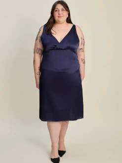 Dresses & Skirts><noscript><img width=