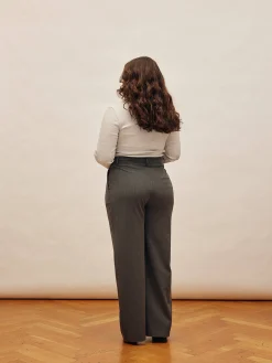 Pants|Sets><noscript><img width=