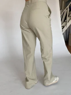Pants><noscript><img width=