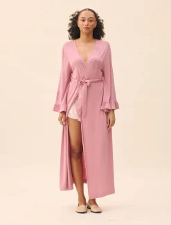 Robes><noscript><img width=