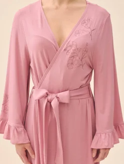 Robes><noscript><img width=
