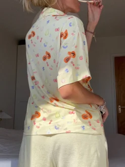 Pjs>Djerf Avenue Go Slow Short Sleeve Top Fruit