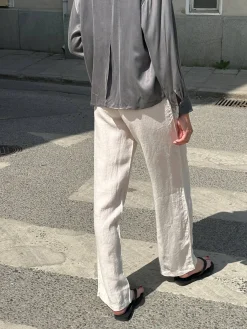 Pants><noscript><img width=