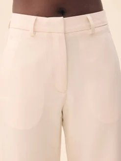 Pants><noscript><img width=
