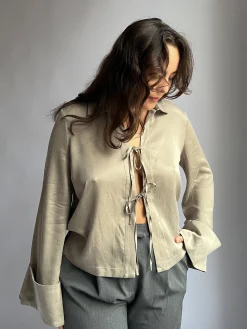 Shirts & Blouses><noscript><img width=