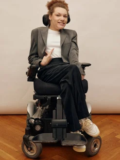 Pants|Sets><noscript><img width=