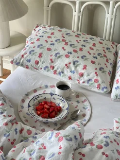 Bedding>Djerf Avenue Pillow Case Summer Berries