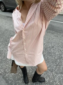 Shirts & Blouses><noscript><img width=