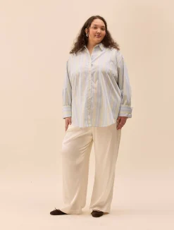 Shirts & Blouses><noscript><img width=