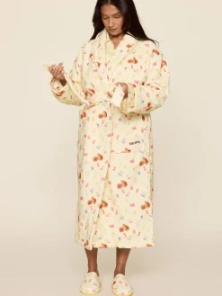 Robes><noscript><img width=