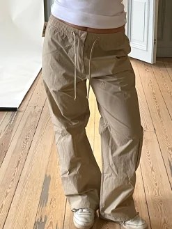 Pants>Djerf Avenue Sporty Pants Sand