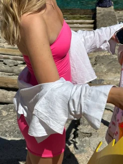 Swimwear><noscript><img width=